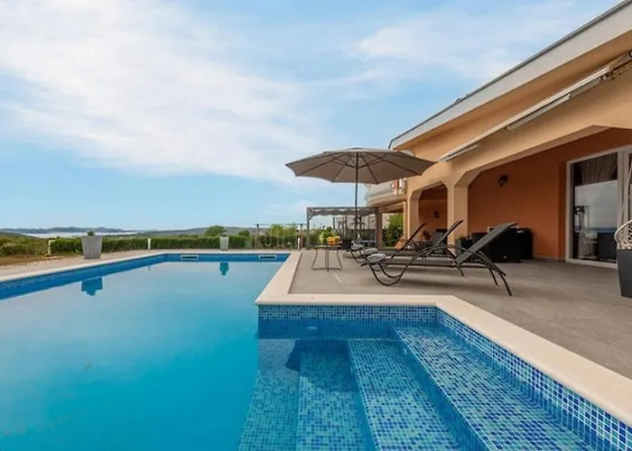 Family Friendly House With A Swimming Pool - Zadar - 25030 *
