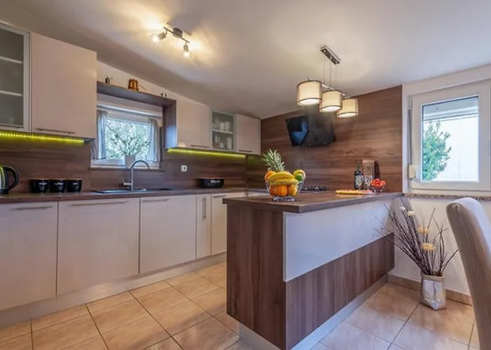 펜션 Family Friendly House With A Swimming Pool - Zadar - 25030 *