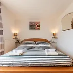 Family Friendly House With A Swimming Pool - Zadar - 25030 Debeljak