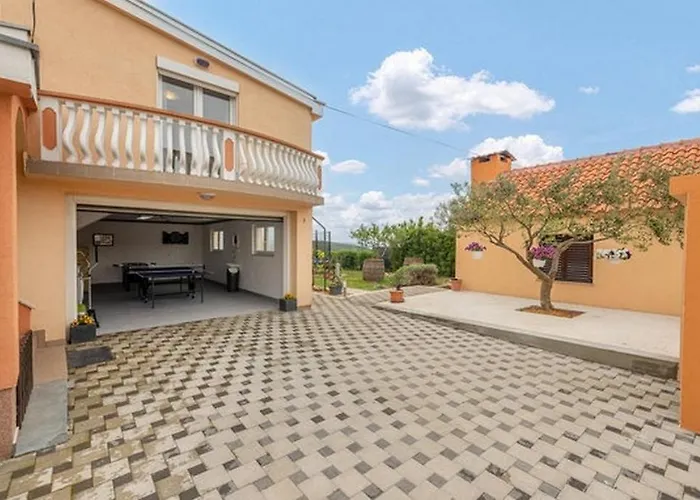 Family Friendly House With A Swimming Pool - Zadar - 25030